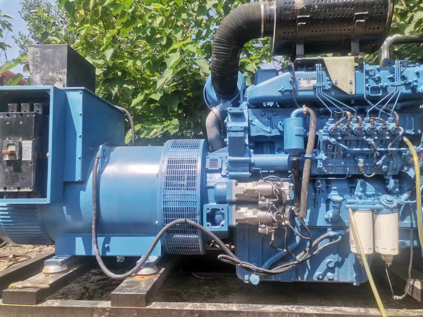 顺庆详细说明降低 800kW 柴油发电机输出电流波动的方法